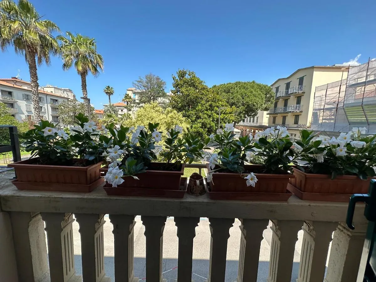 Domus Socolatae Residenza D'Epoca Charming B&B - Adults Only Follonica 3*,