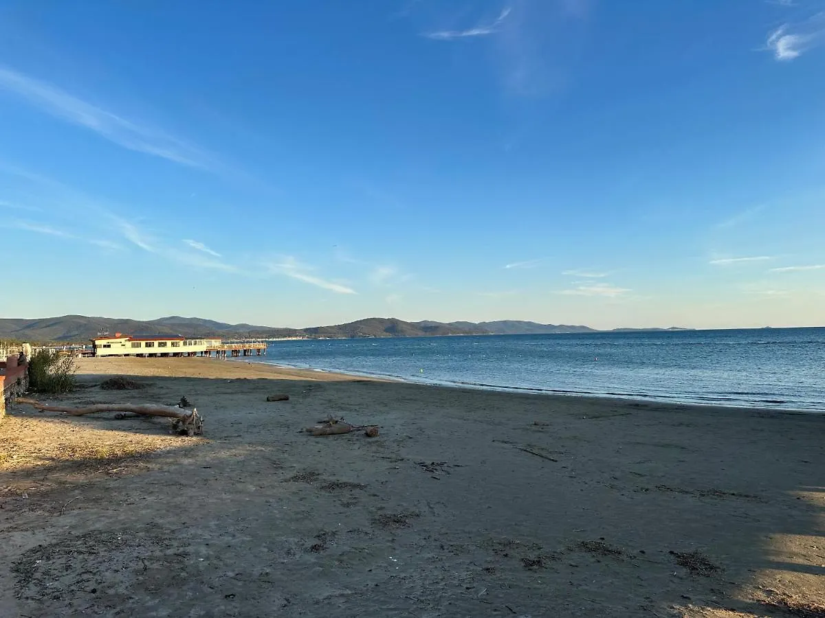 Bed & Breakfast Domus Socolatae Residenza D'Epoca Charming B&B - Adults Only Follonica
