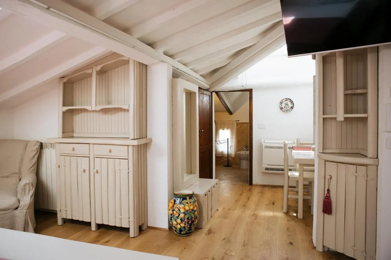 Domus Socolatae Residenza D'Epoca Charming B&B - Adults Only Follonica Italy