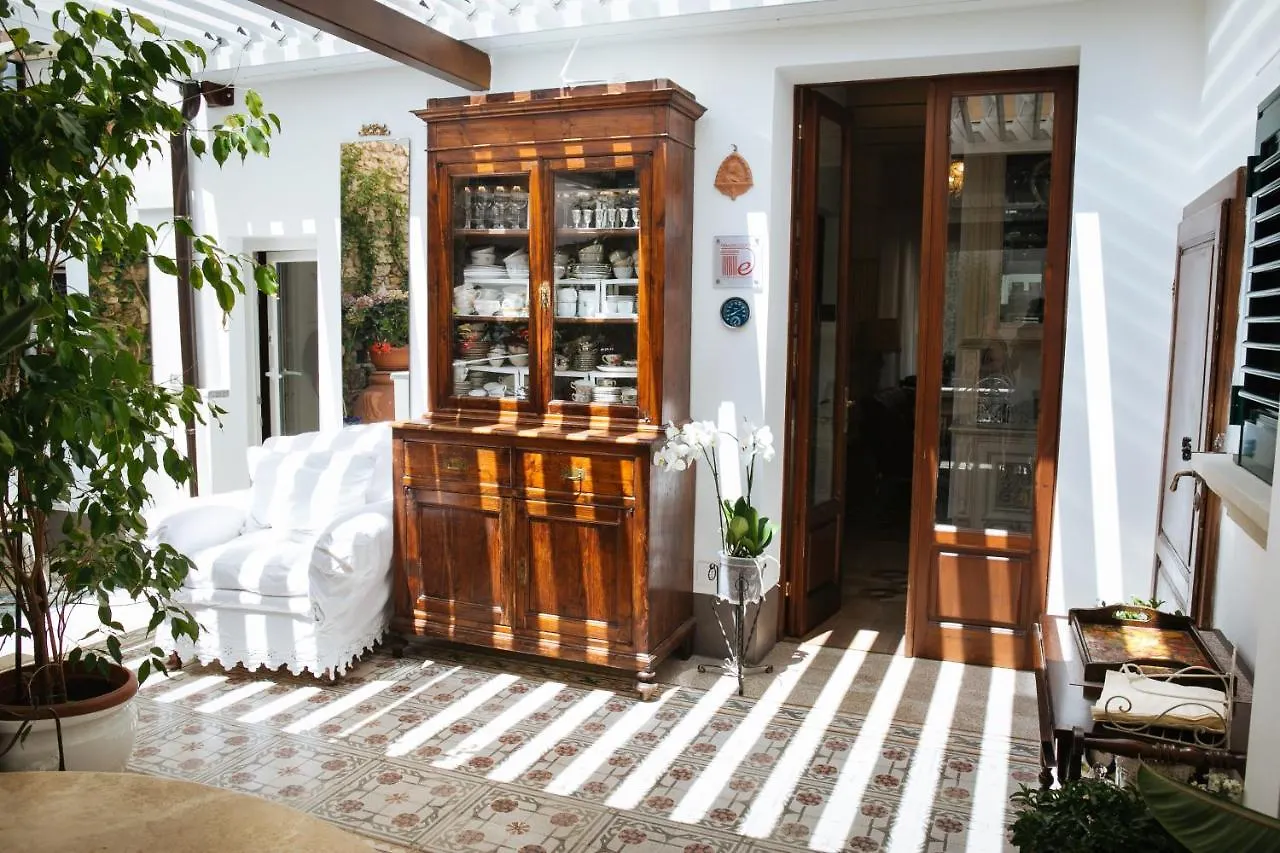 *** Bed & Breakfast Domus Socolatae Residenza D'Epoca Charming B&B - Adults Only Follonica Italy