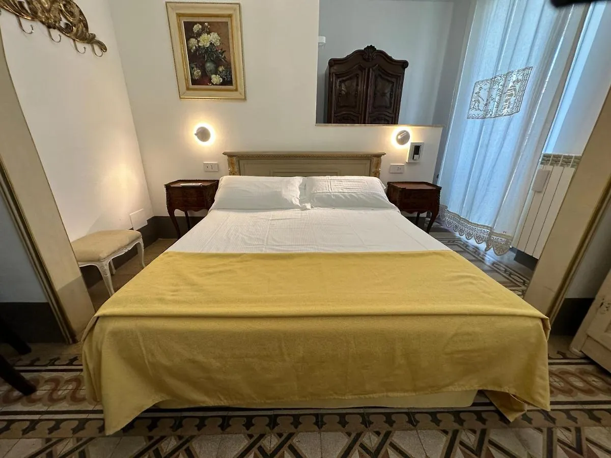 Domus Socolatae Residenza D'Epoca Charming B&B - Adults Only Follonica Bed & Breakfast